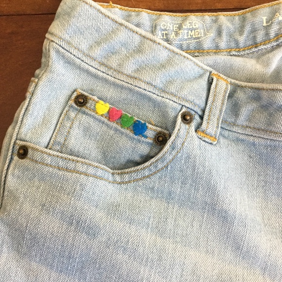 Land’s End Girls 14 Jean Bermuda shorts light wash - Picture 2 of 5